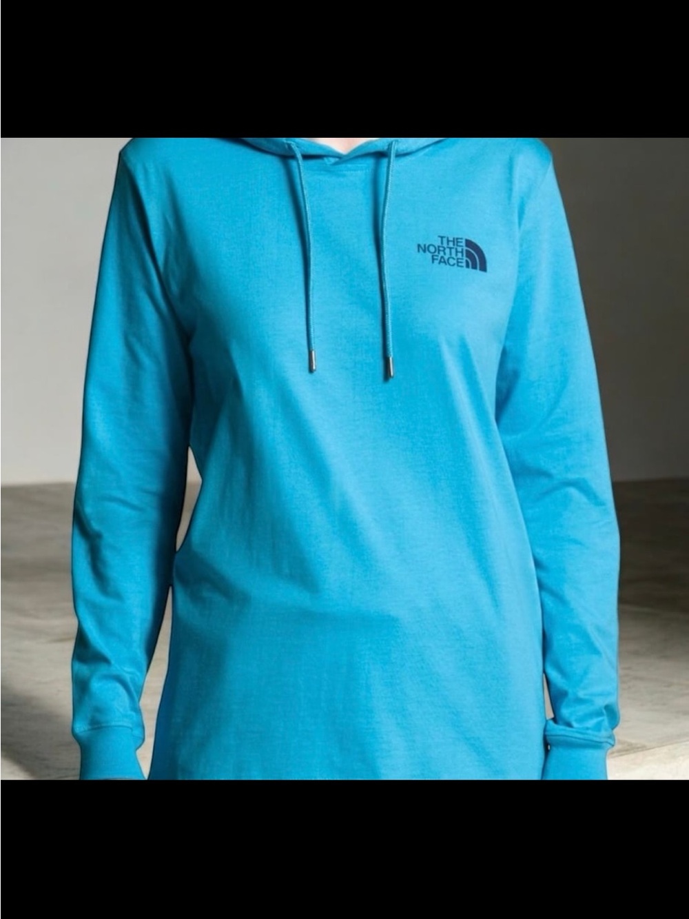 The North Face Women’s Hooded Long-Sleeve Top — Turquoise Blue